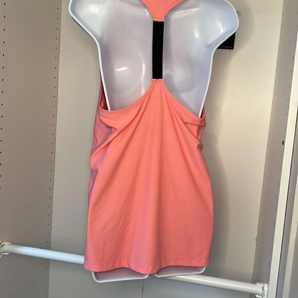 Kenneth Cole Sport Top  - Picture 5 of 6